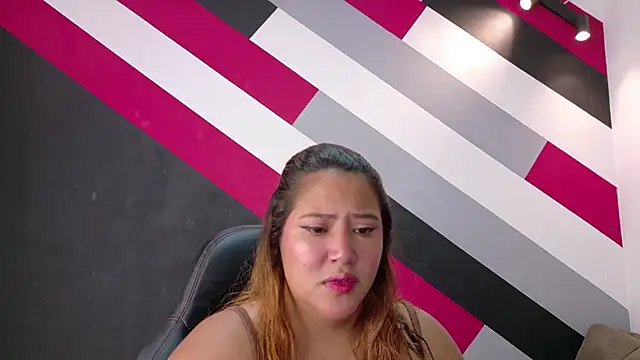 I am yours- online show from October 4, 12:11 pm