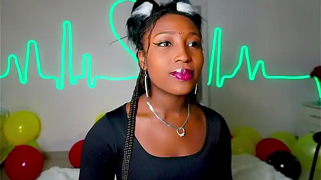 EmmaSanzz  online show from September 21, 12:04 pm