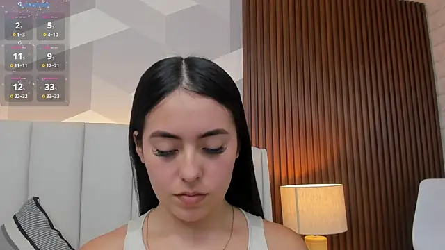 Julietasantos   online show from December 15, 6:24 pm