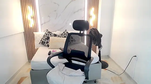 Mariana Rojas online show from April 9, 6:19 am