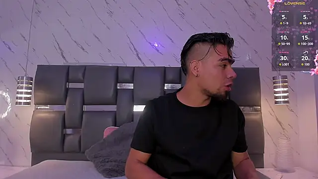 PittAndLunaa online show from April 9, 12:21 pm