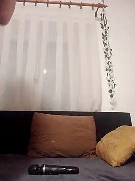 fekete demon online show from November 3, 6:56 pm