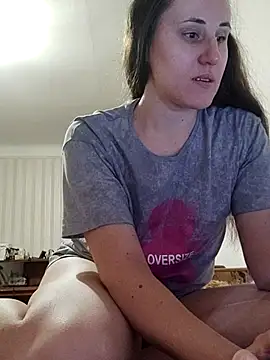 Snapshot of emeli_moon chatting on October 25, 6:48 pm emeli moon online show from October 25, 6:48 pm