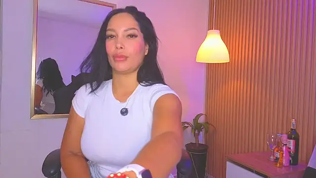 Dakota diaz  online show from March 30, 7:35 pm