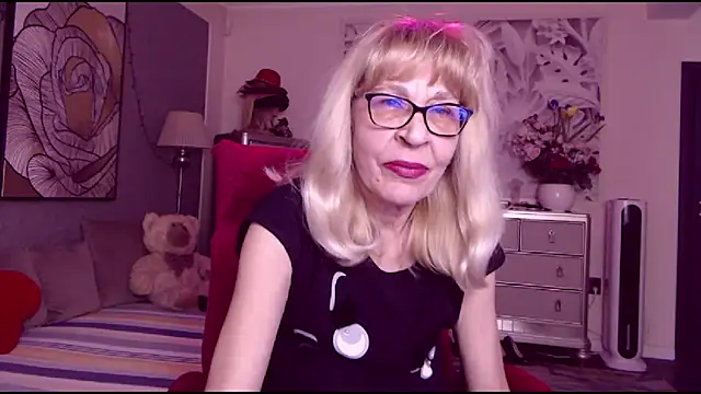 HornyMilf 555 online show from February 11, 4:08 pm