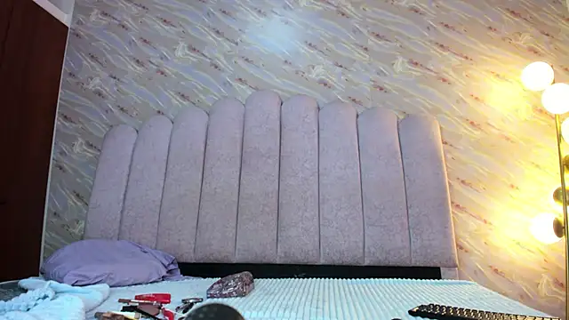 kathy-steven online show from February 21, 1:17 am