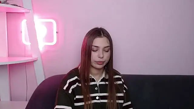 MilanaAngelAs online show from February 17, 8:52 pm