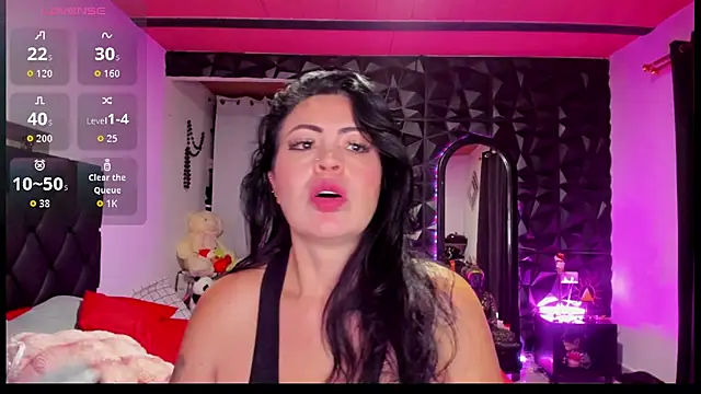 charlottemeyerr online show from January 7, 9:29 pm