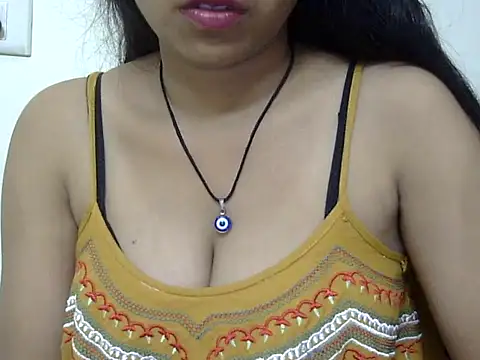 momo lov online show from October 14, 10:29 am