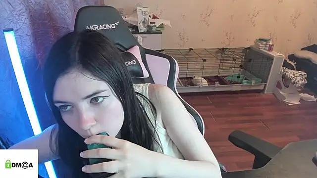 Crazy forest fairy online show from May 24, 9:03 pm