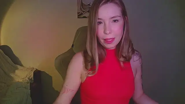 mia raspberrie online show from March 23, 9:21 pm