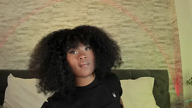 Anneth  M online show from September 19, 7:57 pm