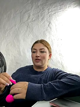 Snapshot of Sofia_Queen17 chatting on October 9, 1:21 am Sofia Queen17 online show from October 9, 1:21 am