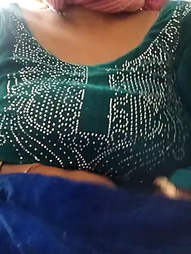 Cute Sonam  online show from December 20, 4:27 am