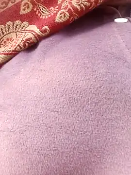 Cute Sonam  online show from December 16, 10:43 am