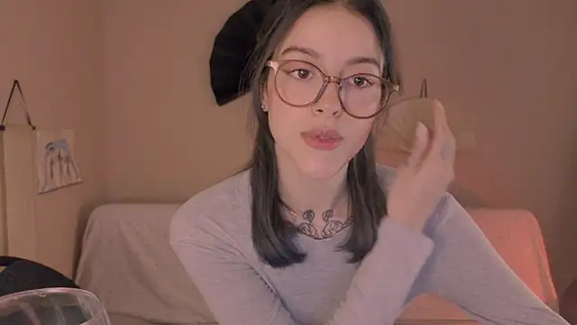 phoenix xx online show from April 16, 2:01 am