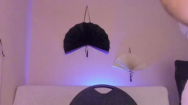 phoenix xx online show from April 11, 11:41 pm