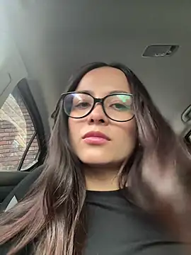 Megan Rodrigo online show from April 16, 10:01 pm