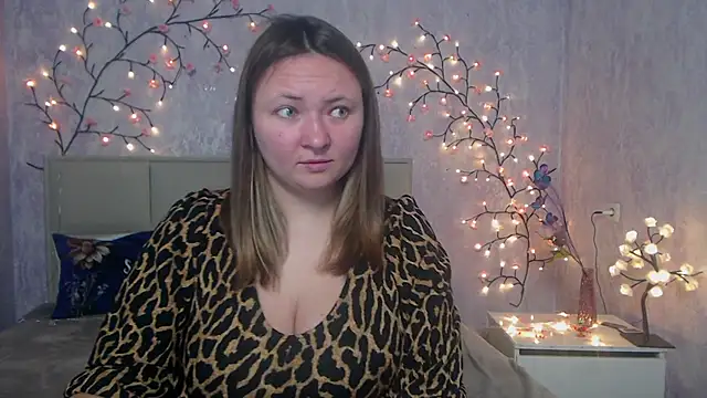 SallyVerda online show from April 17, 5:53 am