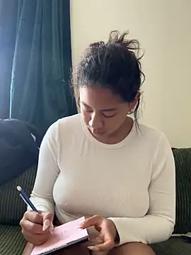 AshleyLoveee online show from December 15, 4:01 pm