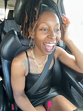 LeyaHoneybuns online show from November 16, 3:56 pm