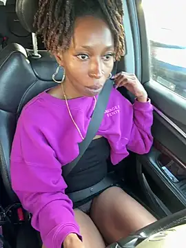 LeyaHoneybuns online show from November 2, 1:03 pm