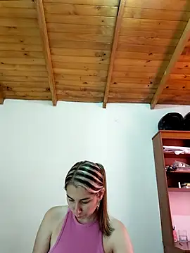 Iris love18 online show from February 8, 3:38 pm