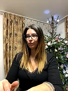 NadiraNoor online show from December 21, 12:15 am