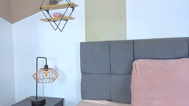 mailin18 online show from September 10, 11:49 pm