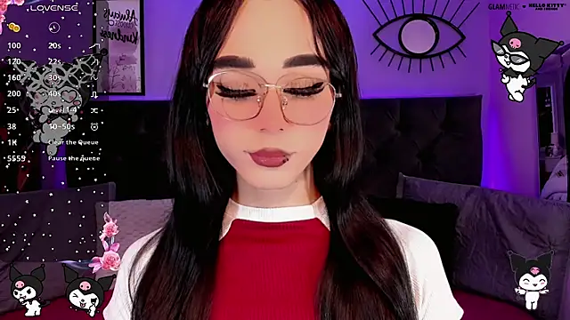 kimMaddiee online show from October 7, 5:23 am