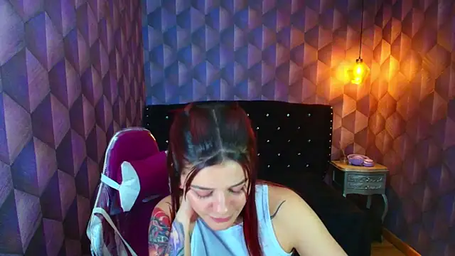 LiaHarryis online show from October 29, 7:38 pm