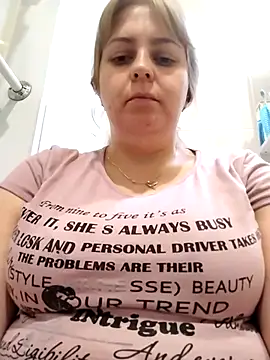 Lady nice cat online show from October 28, 11:27 am