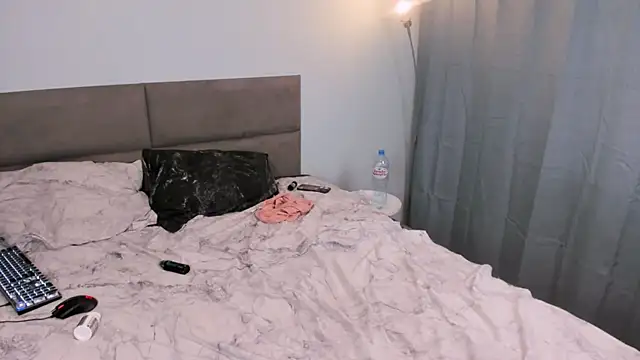 honeyraf online show from October 24, 9:11 pm