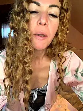 tmona1917 online show from December 15, 9:47 am