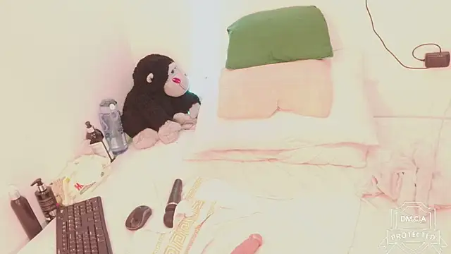 Jhoxy M online show from October 29, 3:33 am