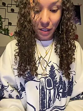 Snapshot of _Neeka_ chatting on October 19, 5:20 am  Neeka  online show from October 19, 5:20 am