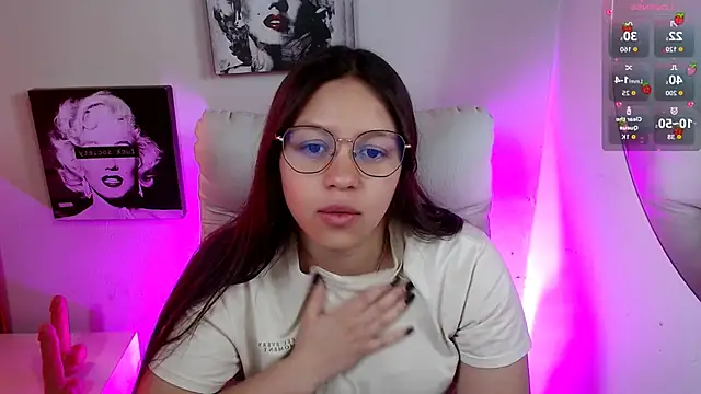 SamanthaRoldaan online show from December 3, 2:19 pm