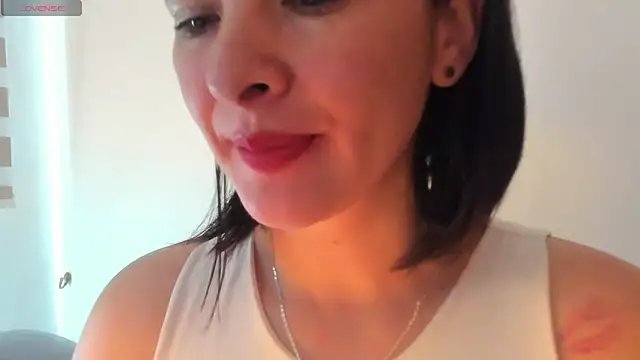 Snapshot of queen_fetish chatting on October 9, 1:26 pm queen fetish online show from October 9, 1:26 pm