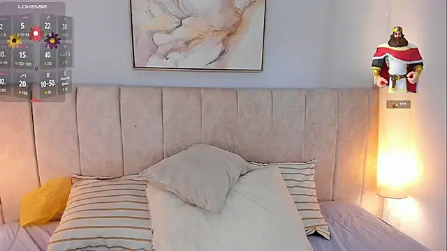 Atenea cuteee online show from April 17, 9:50 pm