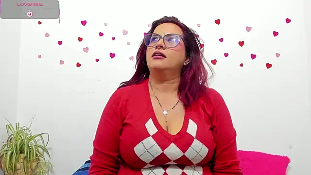 hazel 34 online show from January 12, 10:20 am