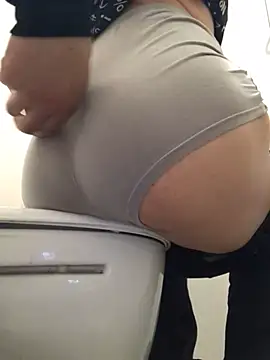 BigAssKi online show from April 7, 8:27 am