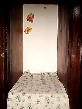 The-Peach-Flexer online show from September 26, 9:01 pm