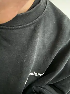 POCARI SWEAT online show from April 15, 2:56 am