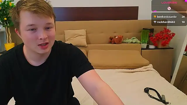  Olli  Stiw  online show from February 15, 7:51 am