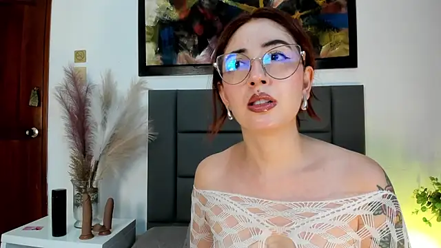 Emilywatsonn online show from October 23, 12:38 am