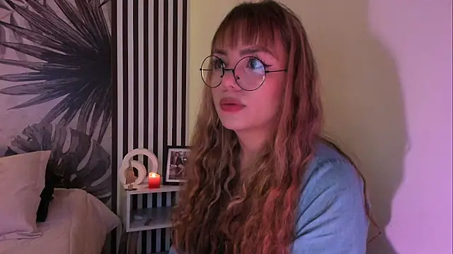 Samaantha-White online show from January 15, 12:00 pm