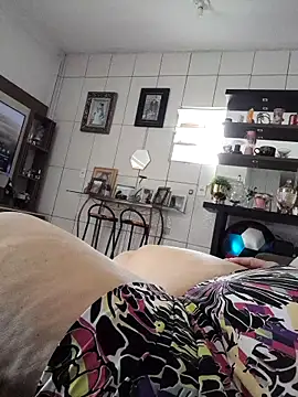 marcialoira online show from October 6, 1:06 pm