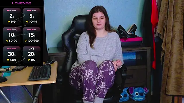 TreeJeanne online show from November 27, 3:09 am