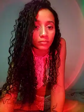 lessaeumesma8 online show from January 16, 5:20 pm