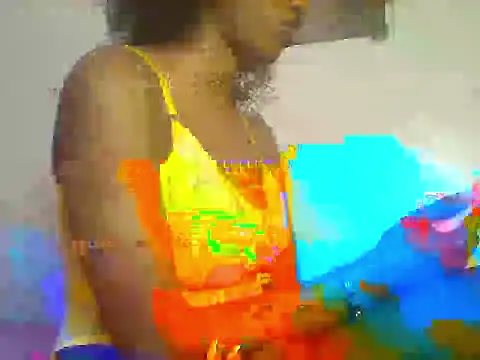 Queeen model online show from March 4, 5:30 pm